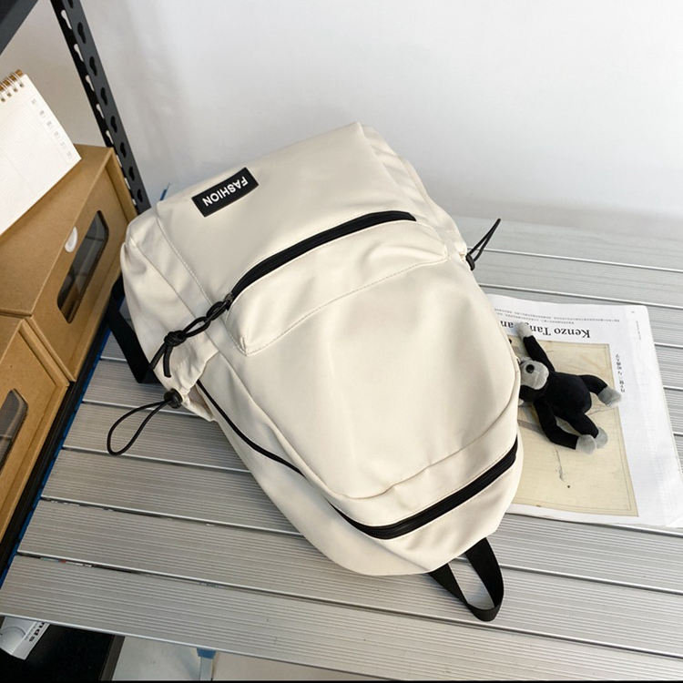 leichter schwarzer Reiserucksack mit Laptopfach wasserdichter lässiger Tagesrucksack aus Nylon große Schulbüchertasche für die Schule