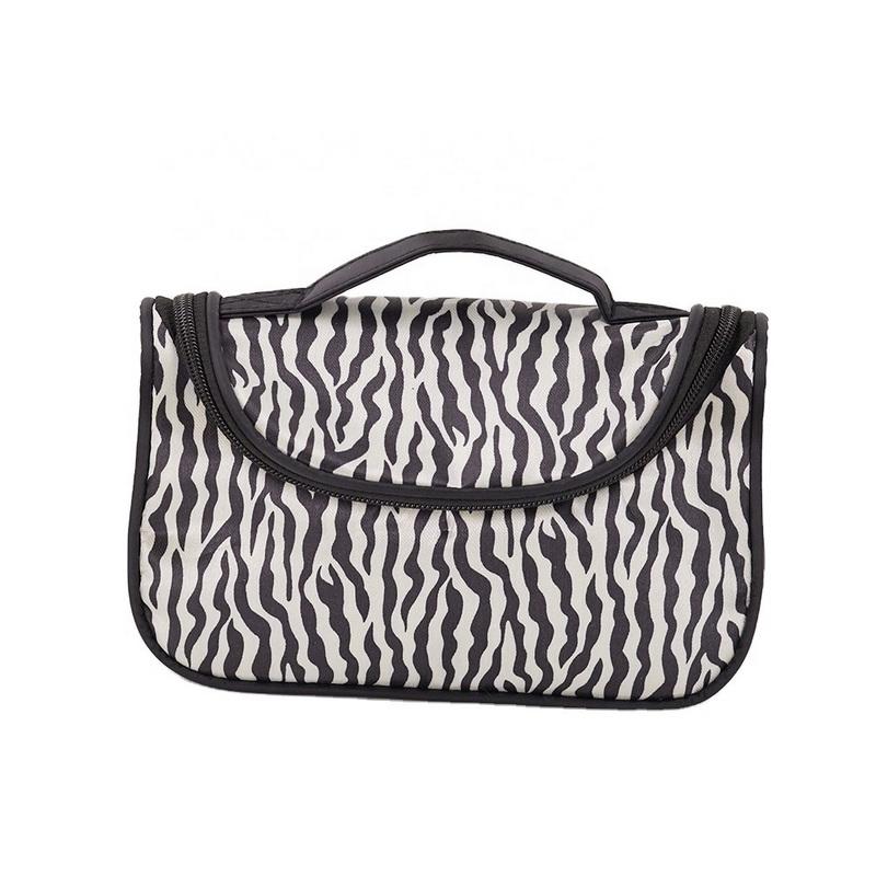 Mode Custom Private Label Logo Reise Kosmetiktasche Schminktaschen Plüsch Make-up Organizer mit Griff für die Reise